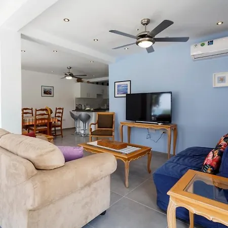 Apartment Coral Bay Accessible 2 Bedroom - Pool, Sea Views, Fully Equipped *
