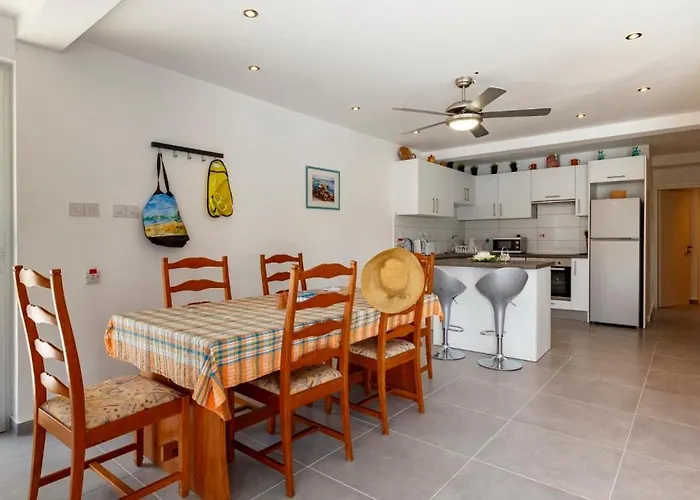 Appartamento Coral Bay Sea Breeze - 2 Bedroom Apartment, *