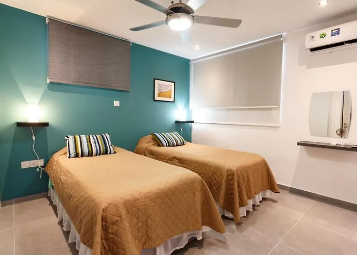 Coral Bay Sea Breeze - 2 Bedroom Apartment,