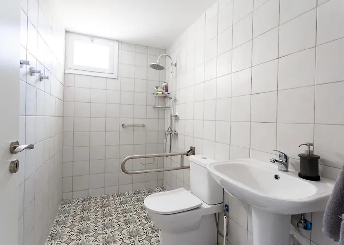 Апартаменты Coral Bay Sea Breeze - 2 Bedroom Apartment, Пейя